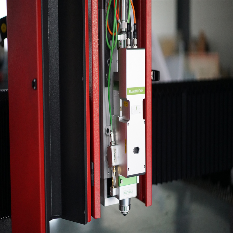 1530 2040 2060 2580 Lieljaudas automātiska šķiedru lāzera griešanas mašīna nerūsējošajam tēraudam