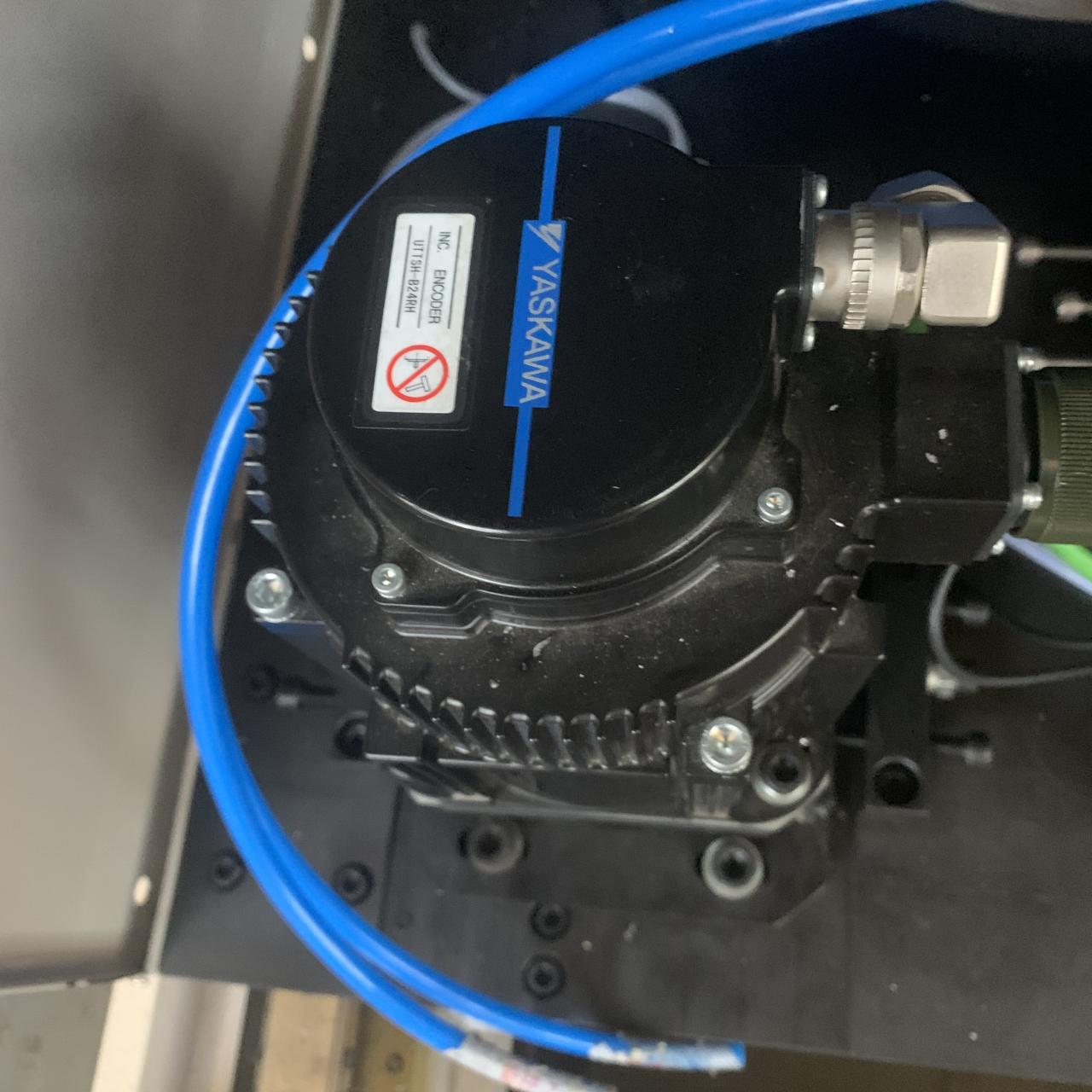 1kw 2kw Good Price Fiber Laser Cutting Machine For Sheet Metal 1kw 2kw Labas cenas šķiedru lāzergriešanas mašīna lokšņu metālam