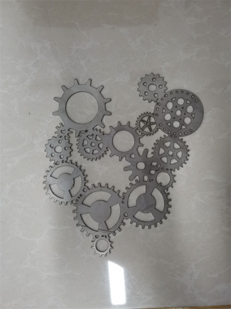 3015 Copper Carbon Stainless Steel Aluminum Iron Metal Cnc Fiber Laser Cutting Machine 3015 vara oglekļa nerūsējošā tērauda alumīnija dzelzs metāla Cnc šķiedras lāzera griešanas mašīna