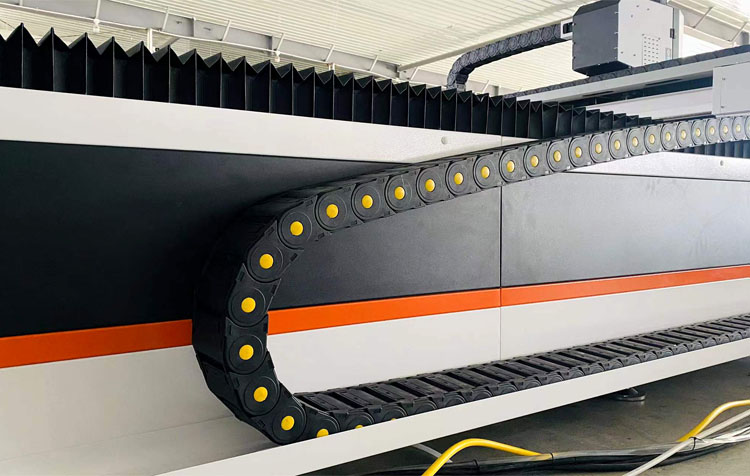 3015 Fiber Laser Cutting Machine For High-Speed Cutting Of 1-6mm Metal Materials 3015 šķiedru lāzera griešanas mašīna 1–6 mm metāla materiālu liela ātruma griešanai