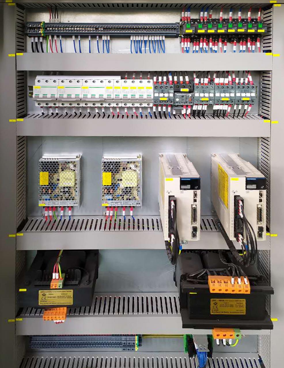 Da-66t Controller Cnc Hydraulic Press Brake Price With 3d Touch Screen System Da-66t Controller Cnc hidrauliskā presēšanas bremžu cena ar 3d skārienekrāna sistēmu