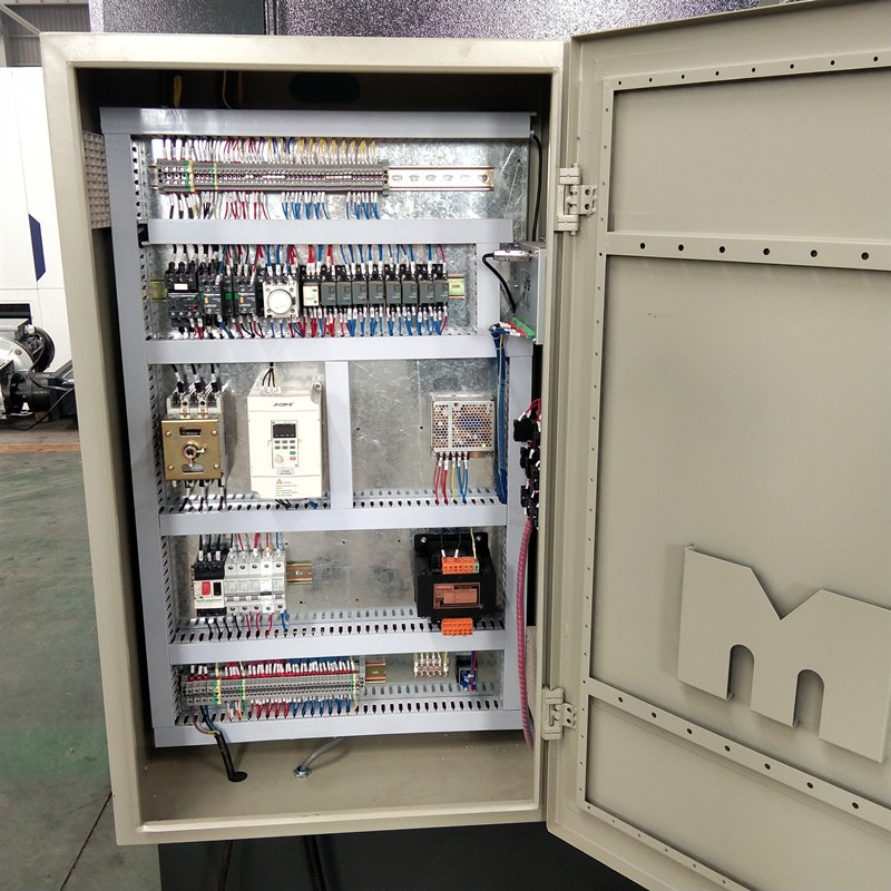 Qc12k-4x2500 Cnc Hydraulic Customized Shearing Machine Cutting Machine Qc12k-4x2500 Cnc hidrauliskā pielāgota griešanas mašīnas griešanas mašīna