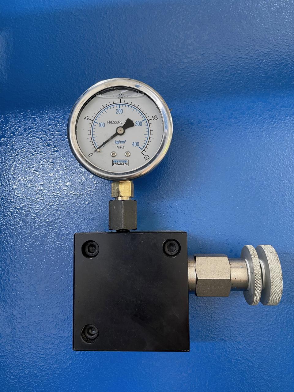 Wc67k-400T Cnc Plc manuālā lokšņu liekšanas mašīna hidrauliskā Nc presēšanas bremžu mašīna