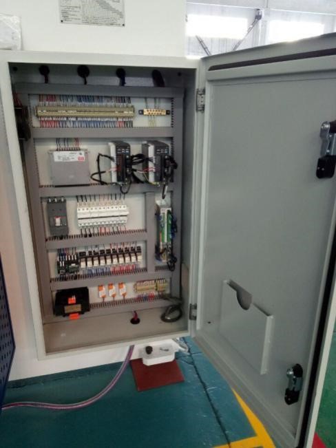 Wc67yk 80 100 160 200 Ton 3200mm E21 Nc Sheet Metal Oil Hydraulic Press Brake Price Wc67yk 80 100 160 200 tonnas 3200 mm E21 Nc lokšņu metāla eļļa hidrauliskās preses bremzes cena